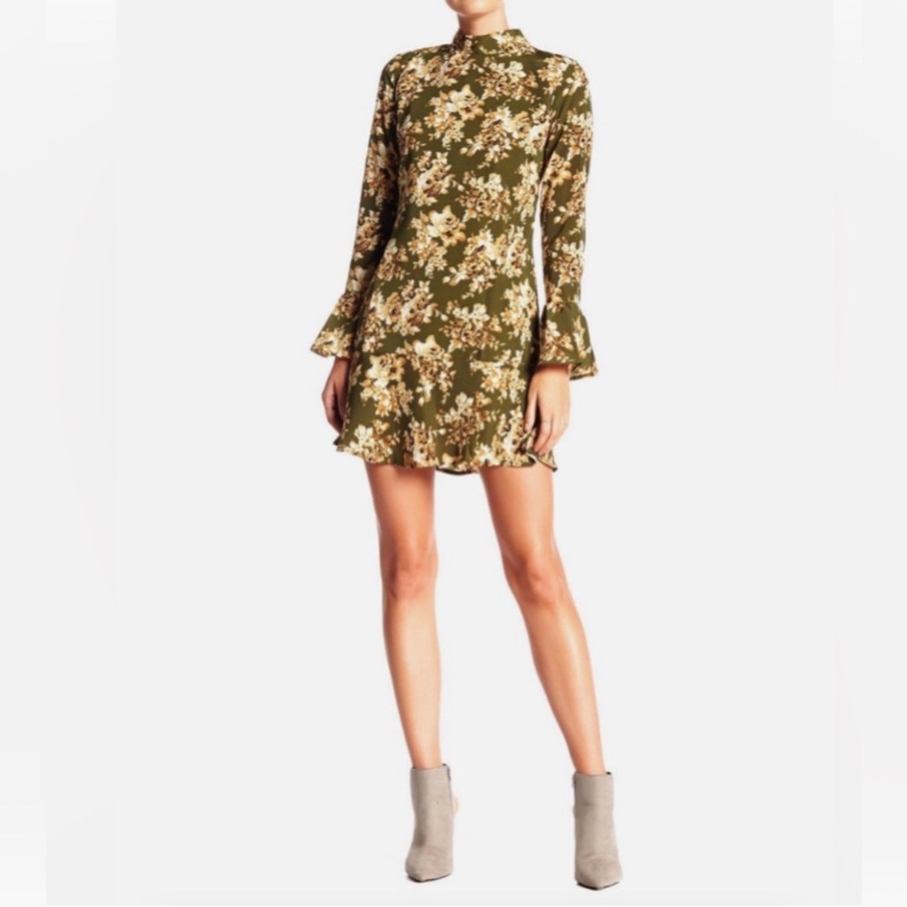 Romeo and Juliet Couture Fit and Flare Floral Green Dress High Neck